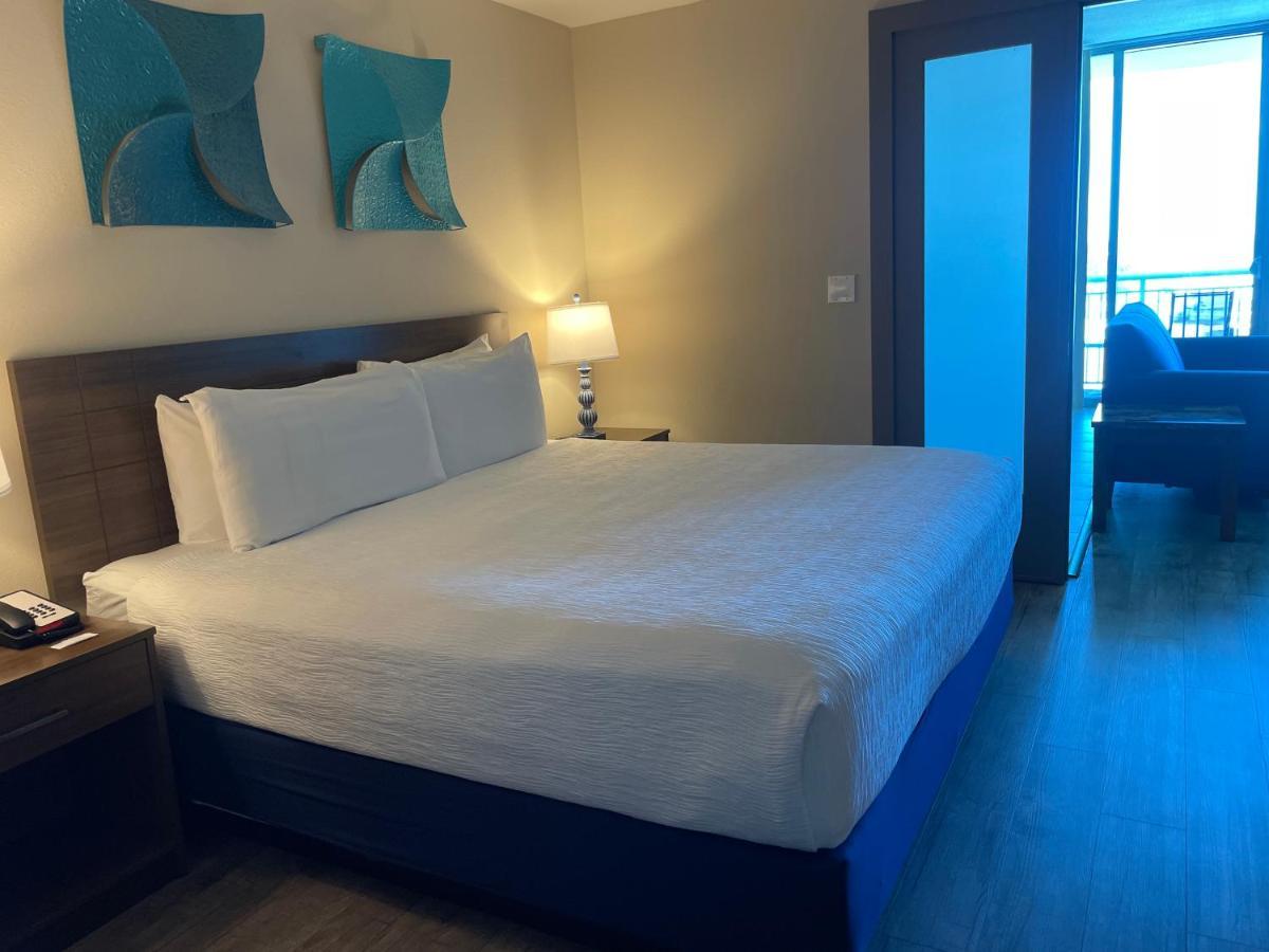 South Beach Biloxi Hotel & Suites Exterior photo